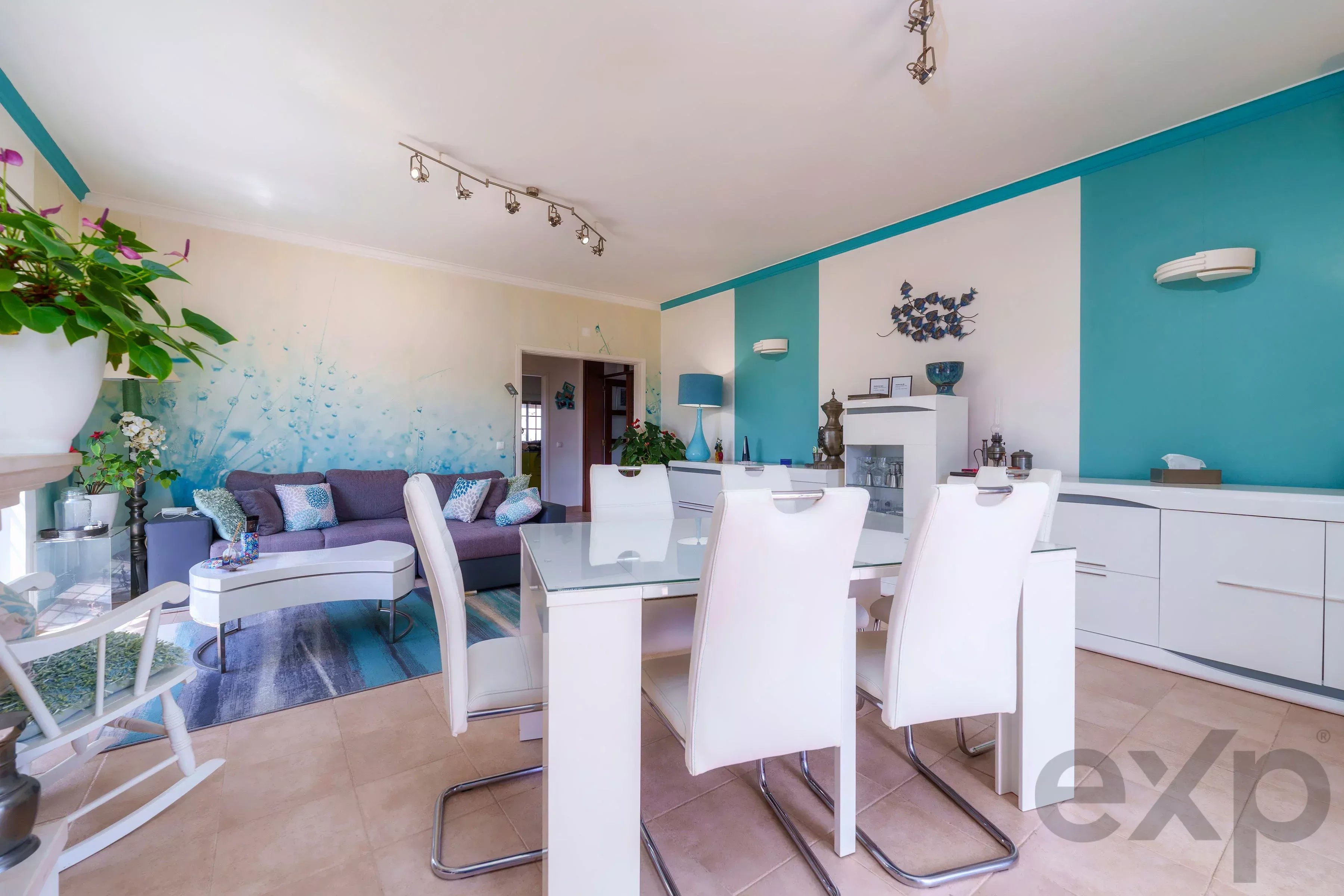 A fantastic, charming 4-bedroom villa with a garden and swimming pool on the outskirts of Olhão 87006245 image 15