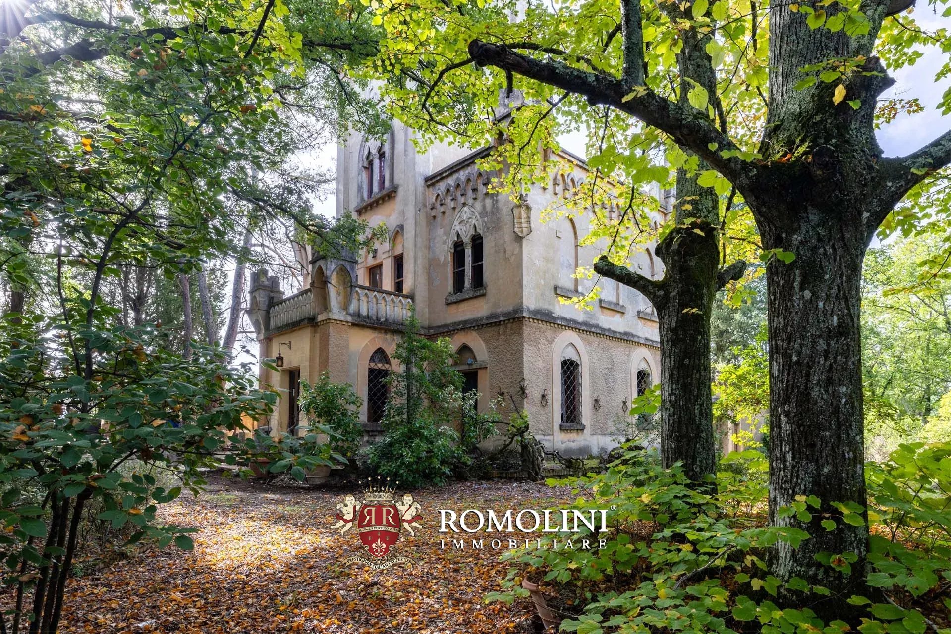 6 Bedroom Chateau's Image 9
