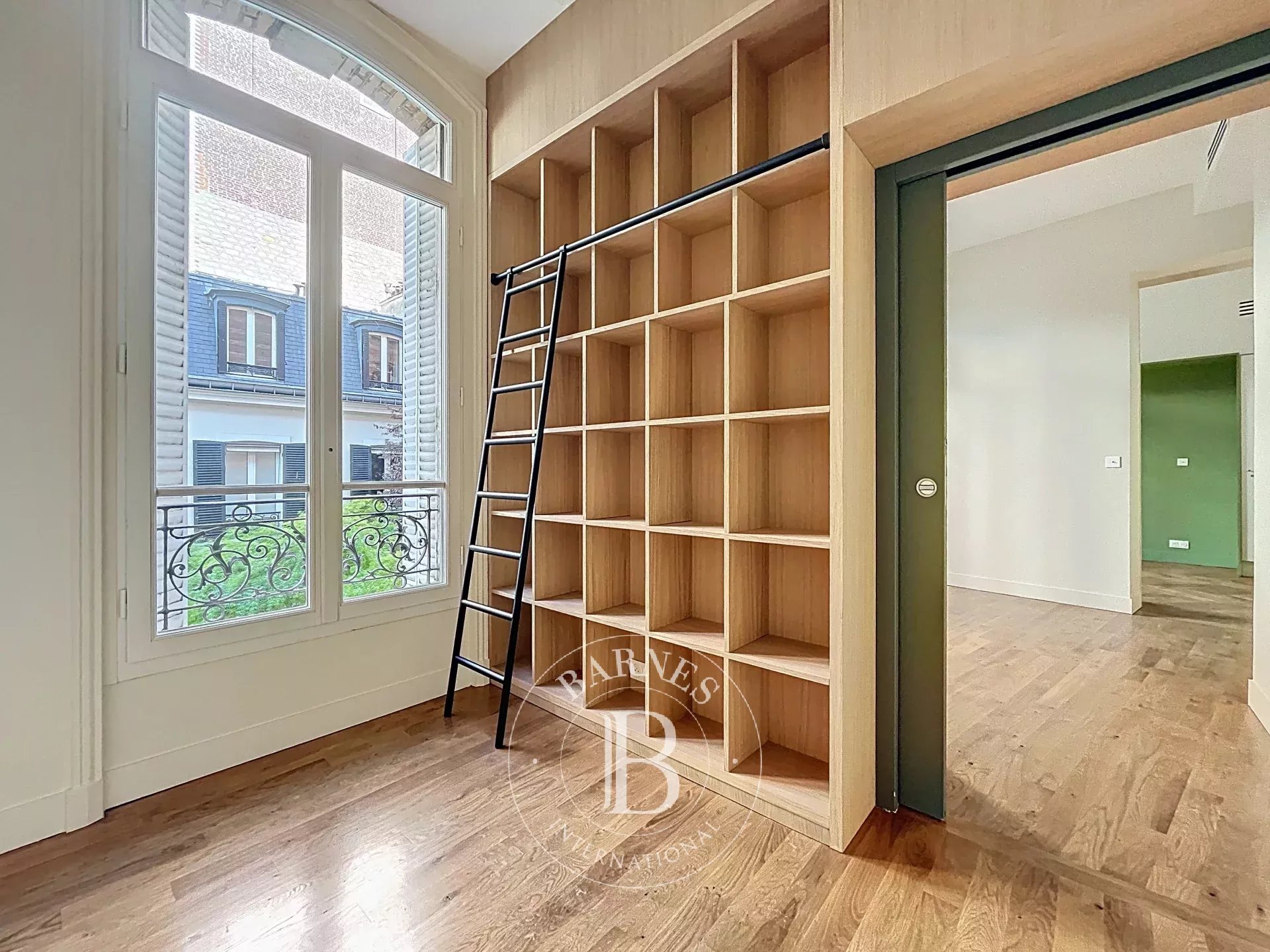 Paris  - Apartment 5 Bedrooms - picture 4
