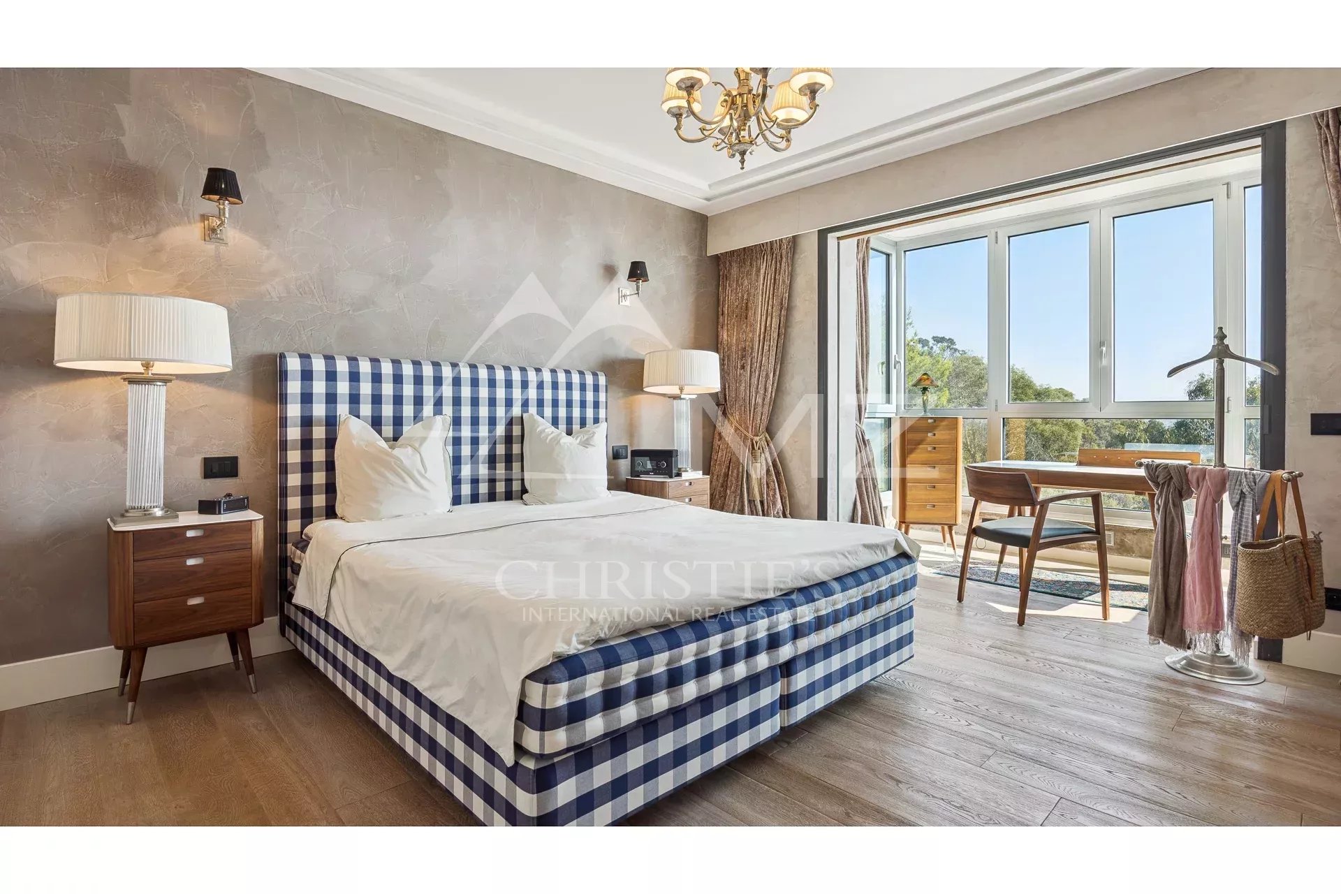 2 Bedroom Apartment/Flat's Image 8
