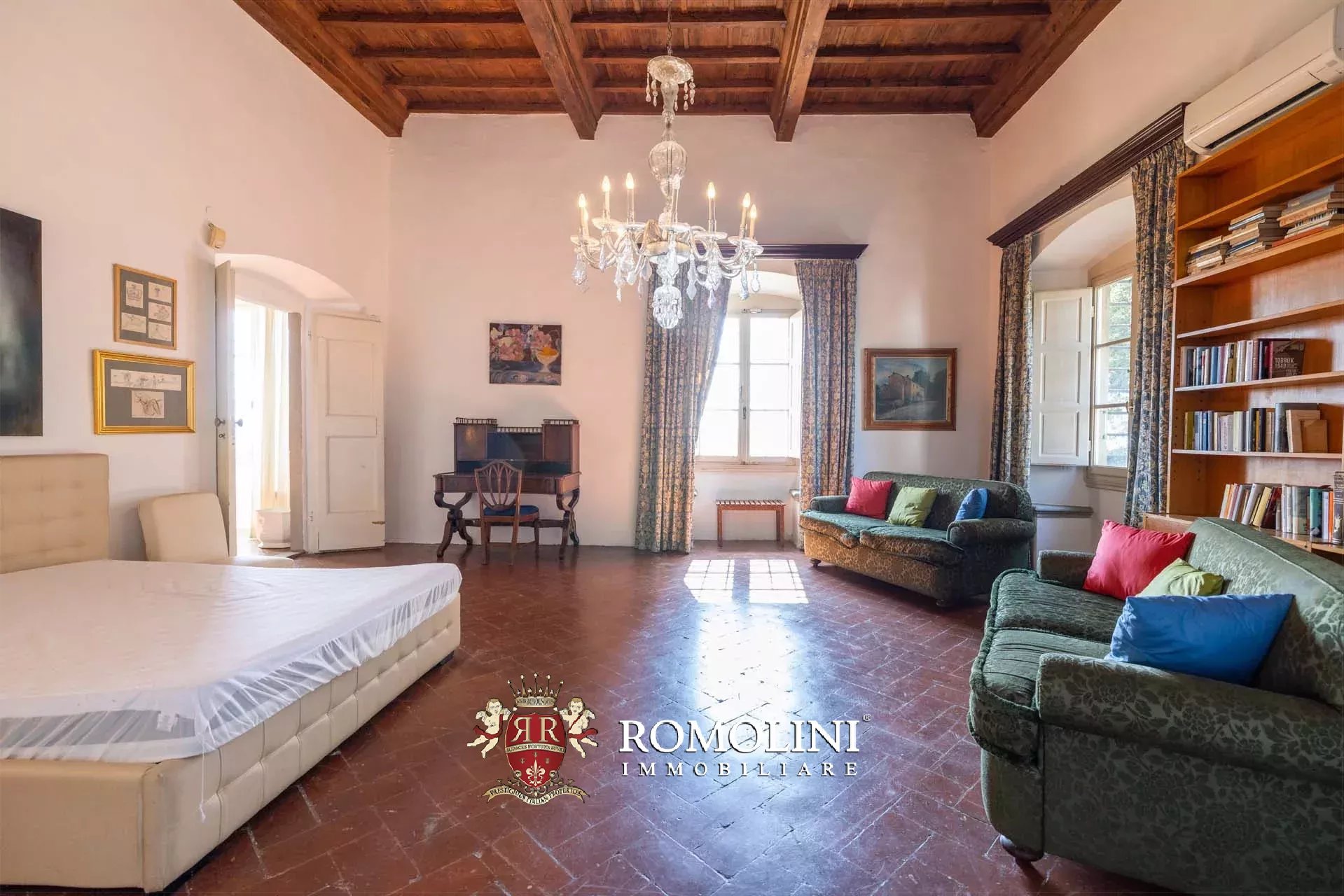 7 Bedroom Villa/Townhouse's Image 55