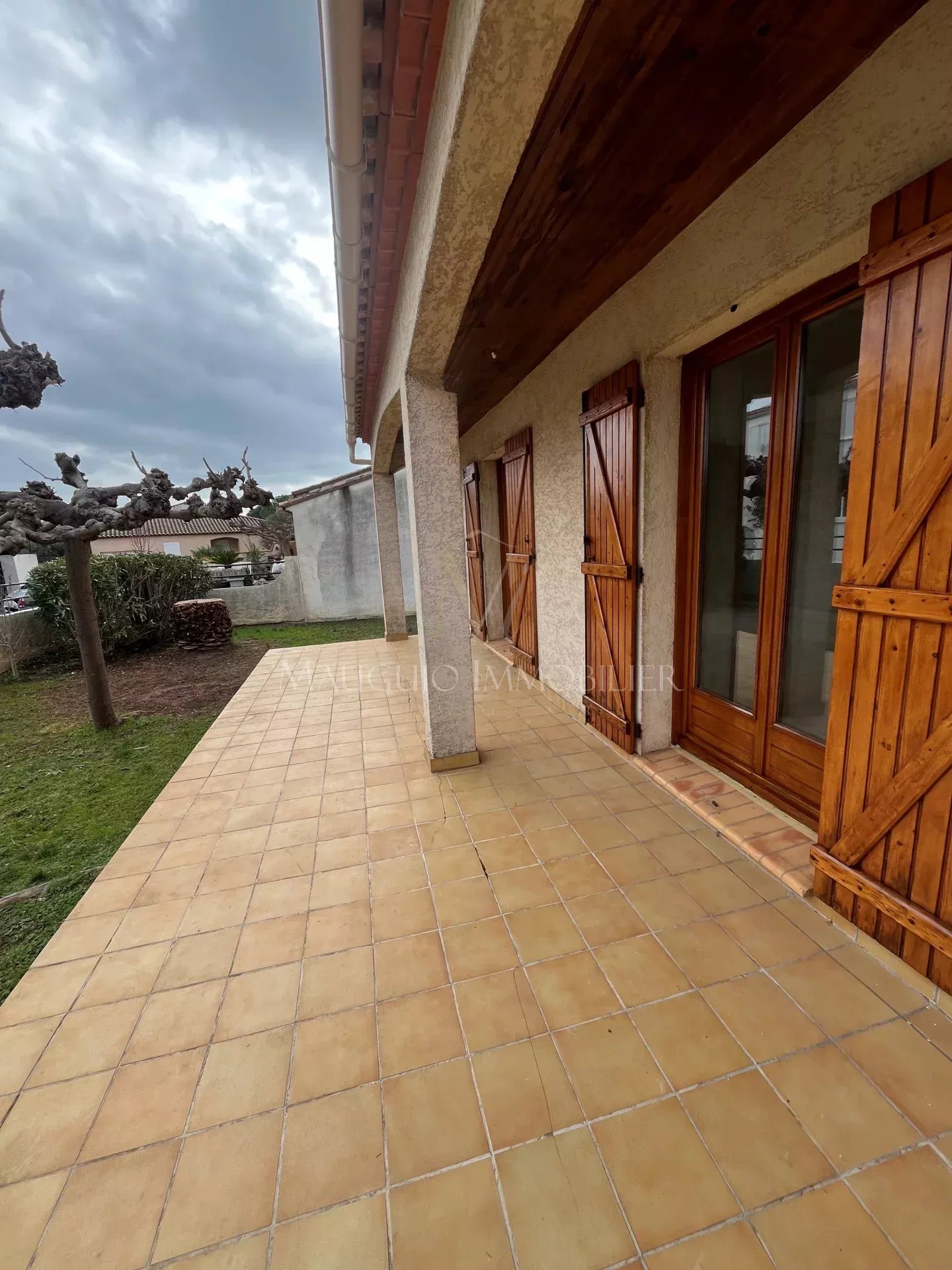 MAUGUIO - Maison T4 de plain pied - Garage et jardin