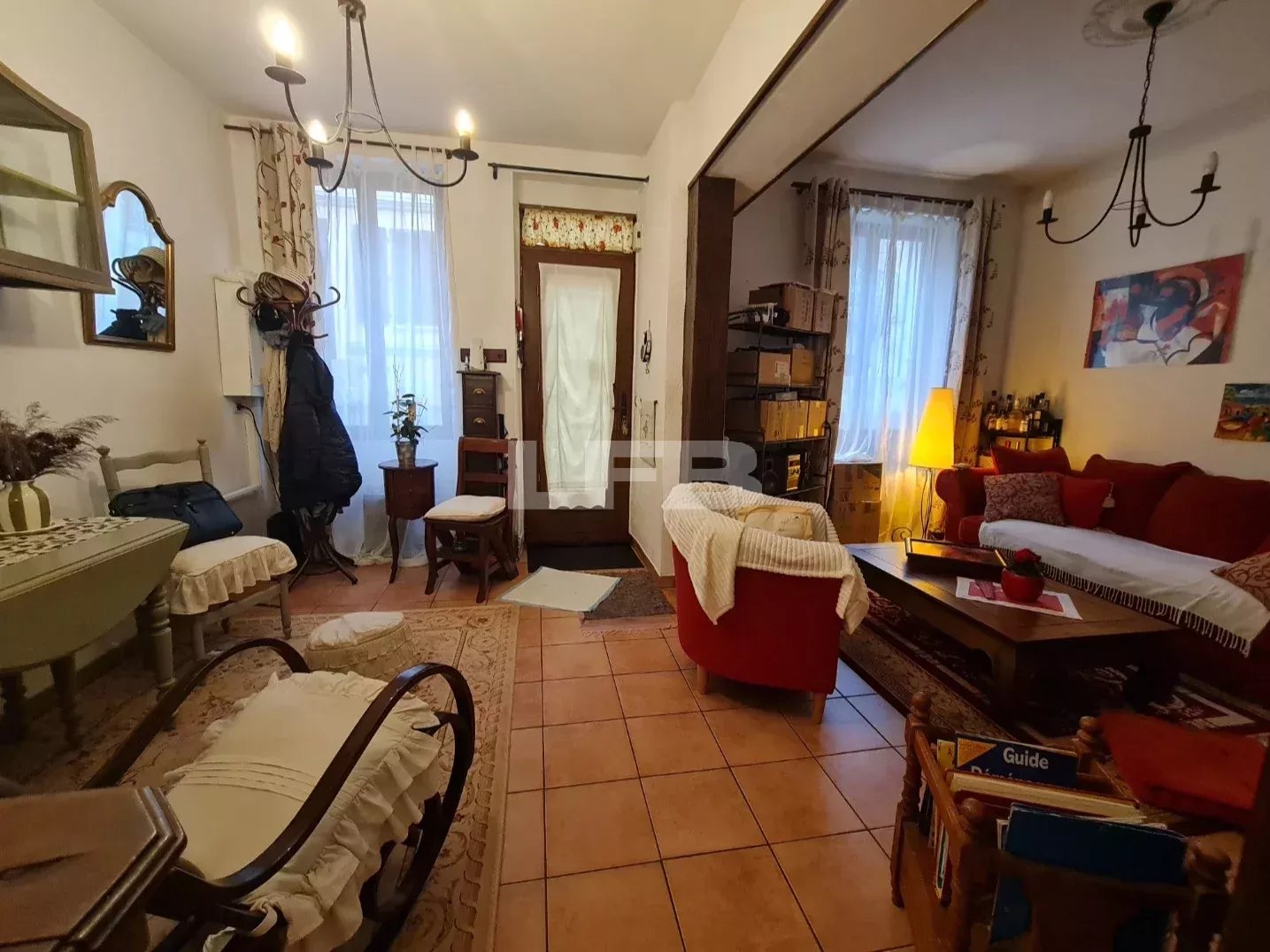 Maison de ville avec combles aménageables et garage - Photo 4