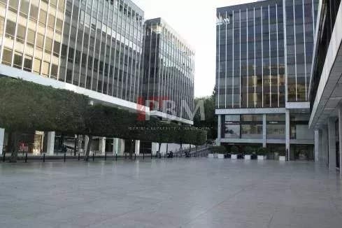 بيع شقَة بيروت Clemenceau