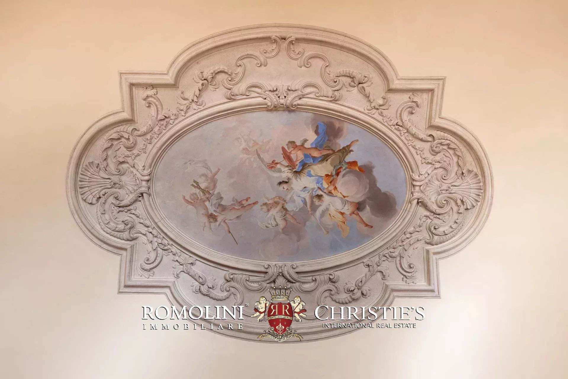 71 Bedroom Chateau's Image 46