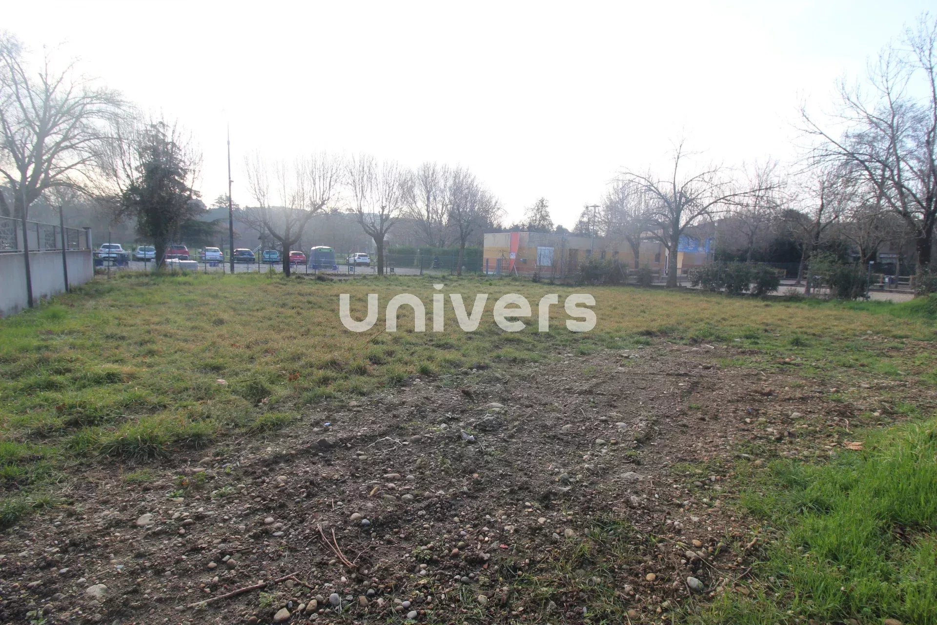 TERRAIN CONSTRUCTIBLE de 530 m² à Châteauvert VALENCE