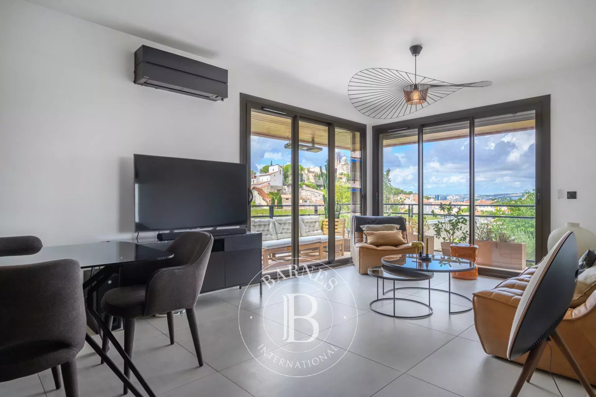 Daire Marseille 8ème - picture 12