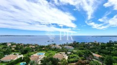 Luxurious 3-room apartment - Panoramic sea view - Cannes — photo 1 of 7