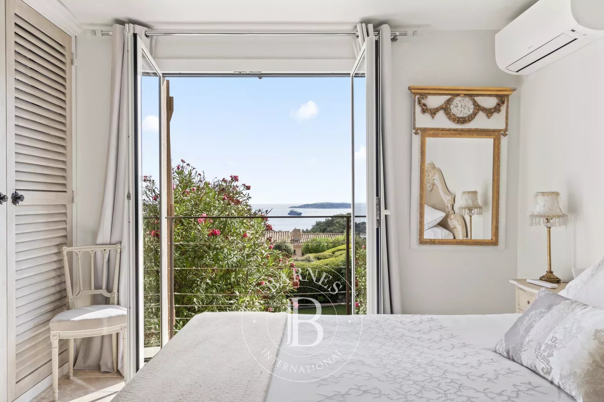 Villa Sainte-Maxime - picture 7