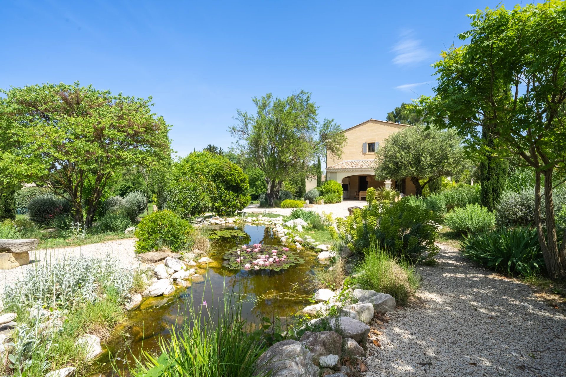 Exclusivité - Aux portes d'Avignon - Propriété d'Exception - picture 3