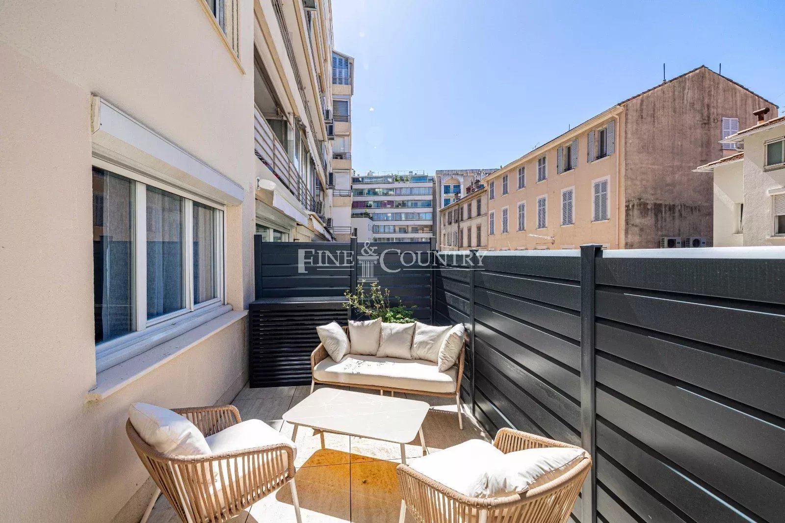 Photo of Luxury Renovated Apartment for Sale – Cannes Croisette