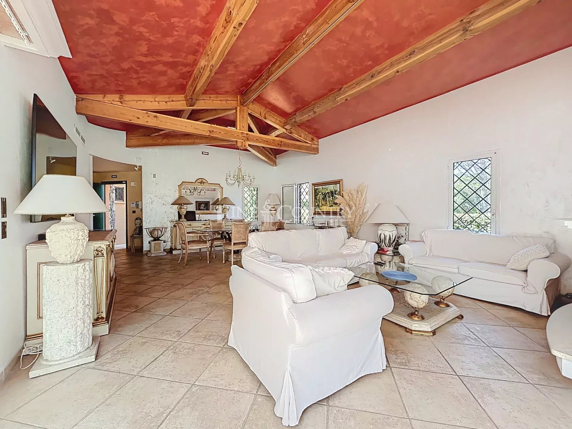 Photo of Villa for sale in Mandelieu in private domain with partial sea view