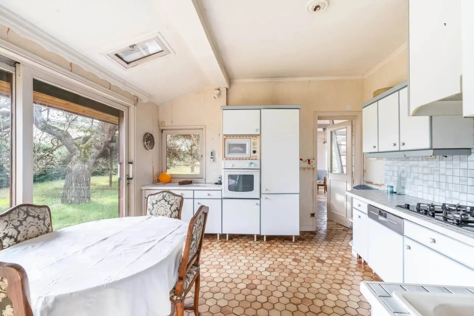 LOZANNE - Maison de plain-pied proche du centre sur 1536m² de terrain