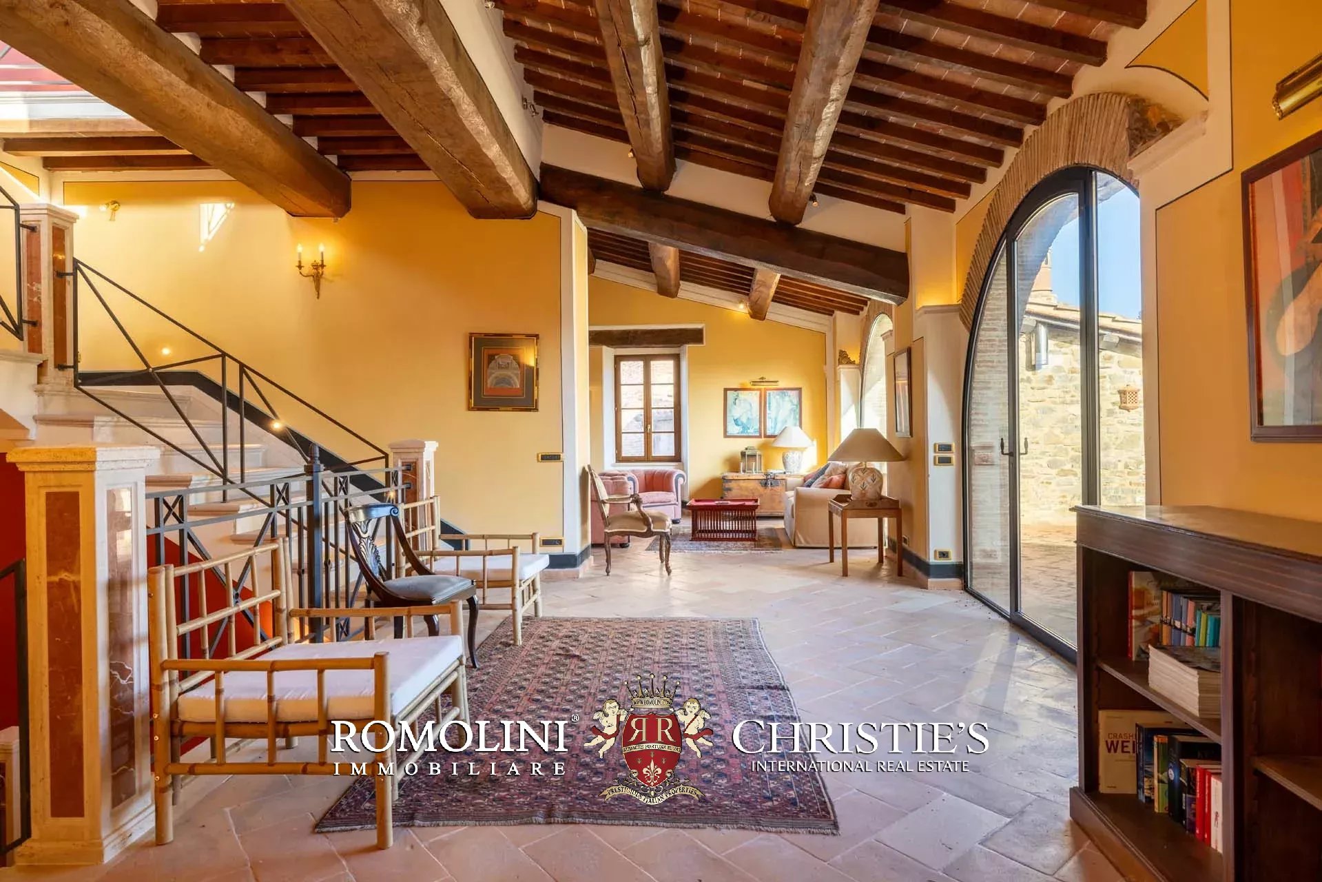 10 Bedroom Villa/Townhouse's Image 106