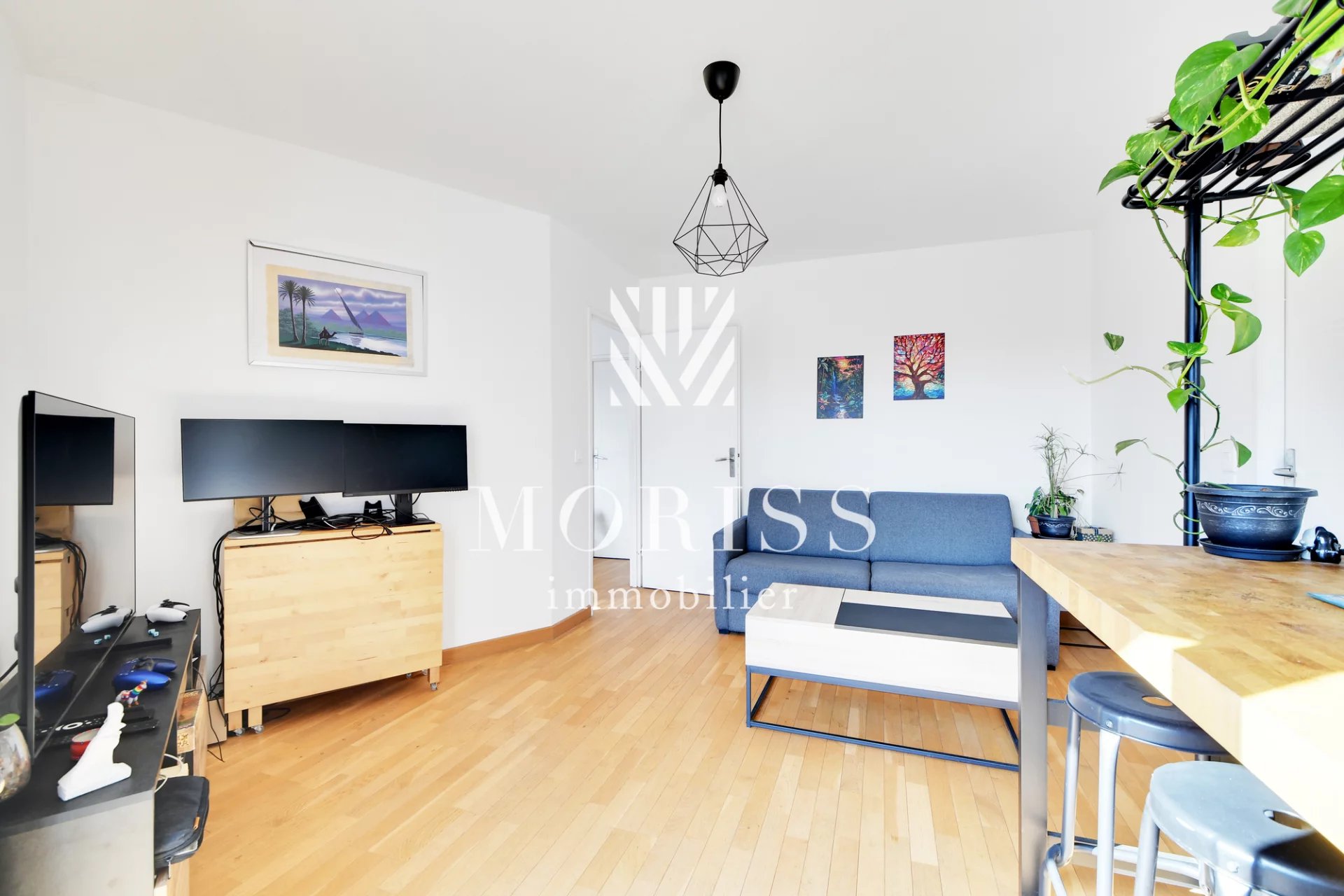 Saint-Ouen-sur-Seine – Superbe 2 pièces avec balcon et vue dégag - Image Array