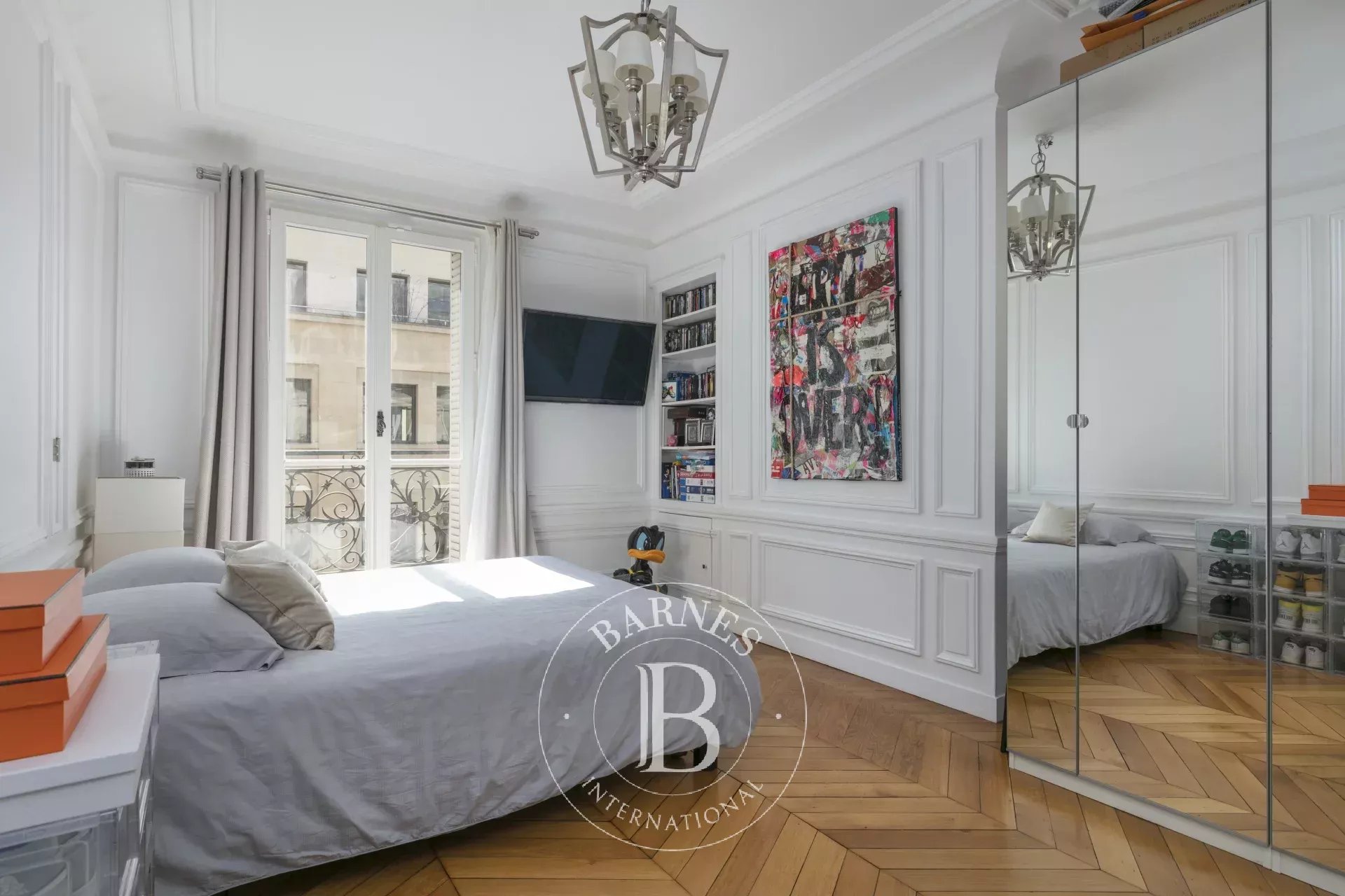 Exclusivity - Paris 8th Etoile Hoche - Apartment on the 4th floor with balcony facing South West - 2 or 3 bedrooms - picture 9