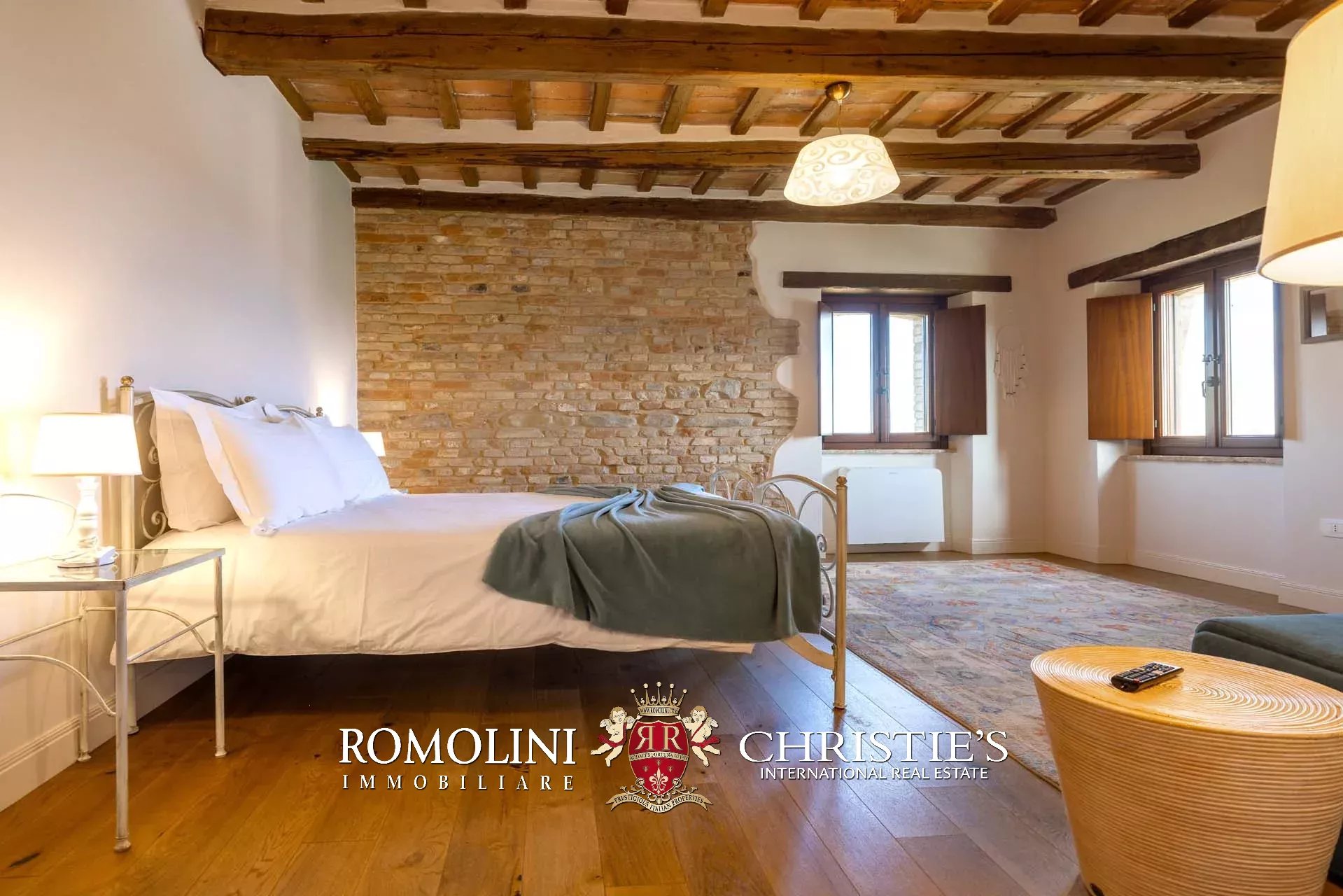 9 Bedroom Villa/Townhouse's Image 44