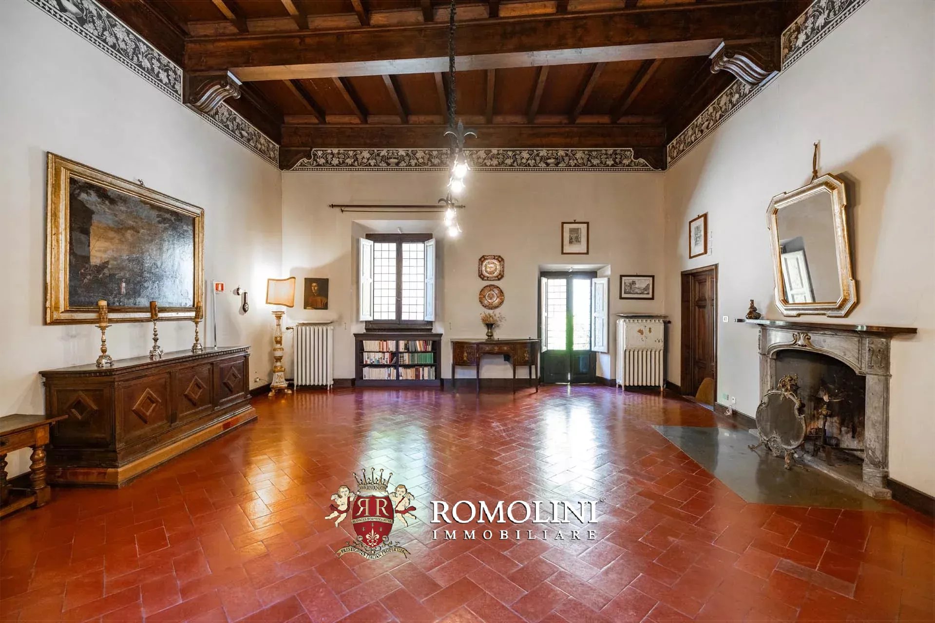 60 Bedroom Chateau's Image 21