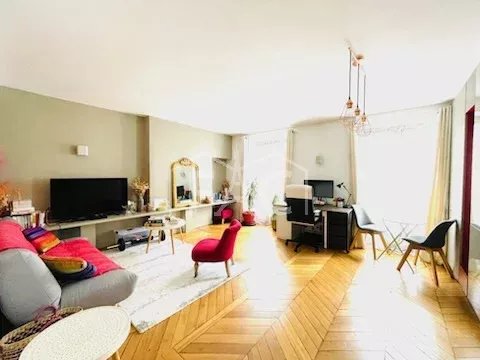 Appartement Paris 2 pièces 51 m²