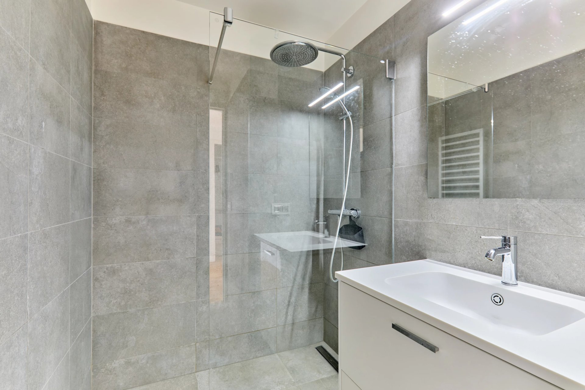 3 Bedroom Apartment/Flat's Image 9