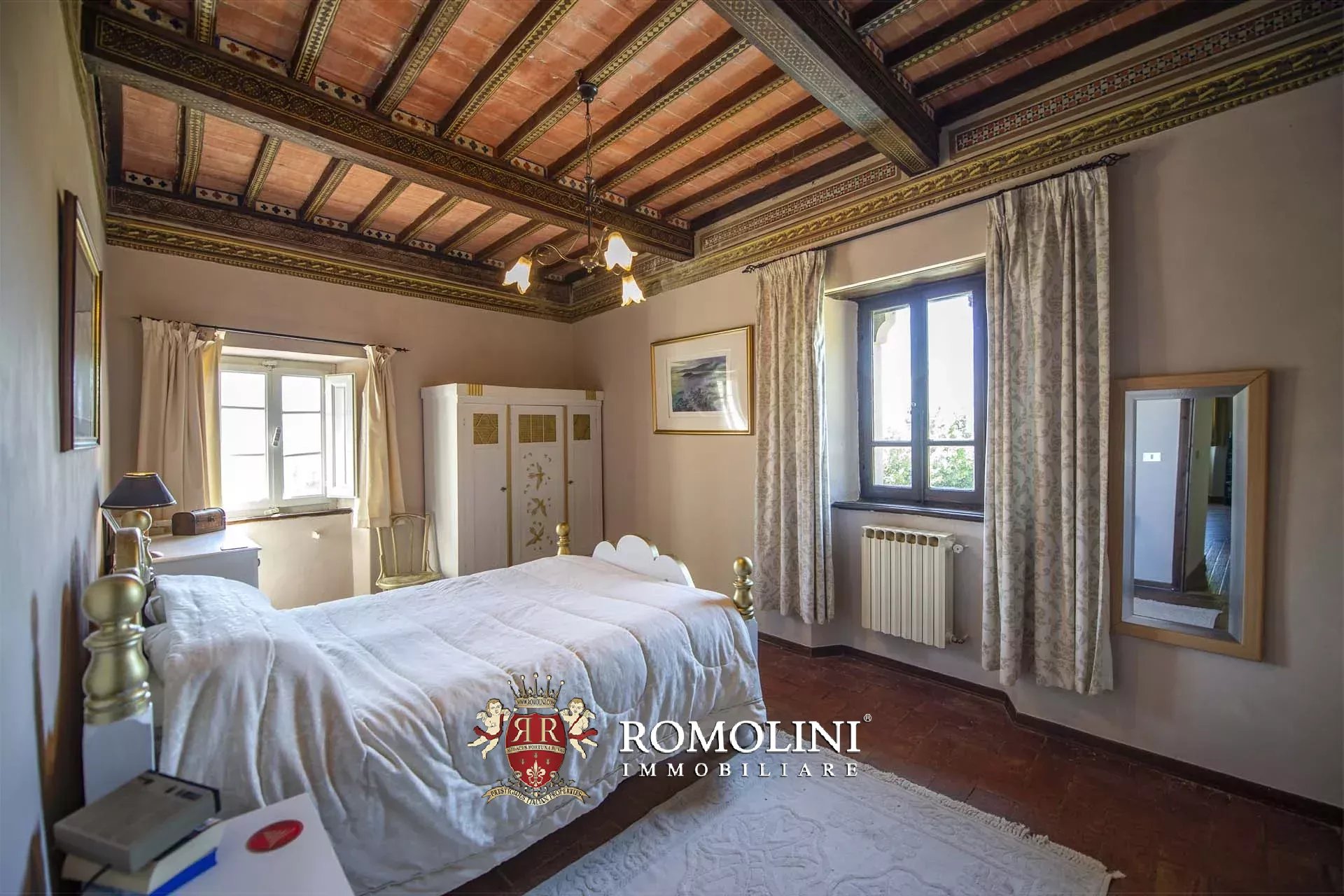10 Bedroom Villa/Townhouse's Image 74