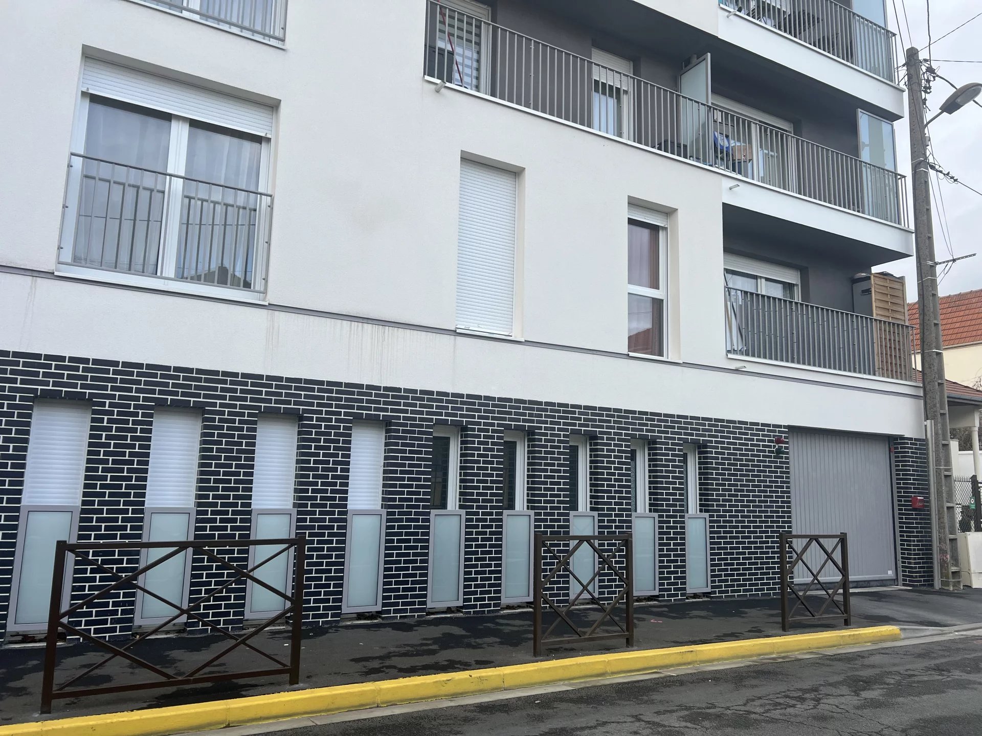 Place de Parking PMR en S/SOL