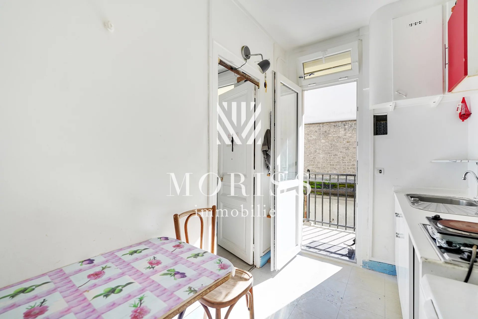 CHARMANT STUDIO DE 21,5M2 CENTRE-VILLE DE CLICHY AU 1ER ETAGE - Image 1