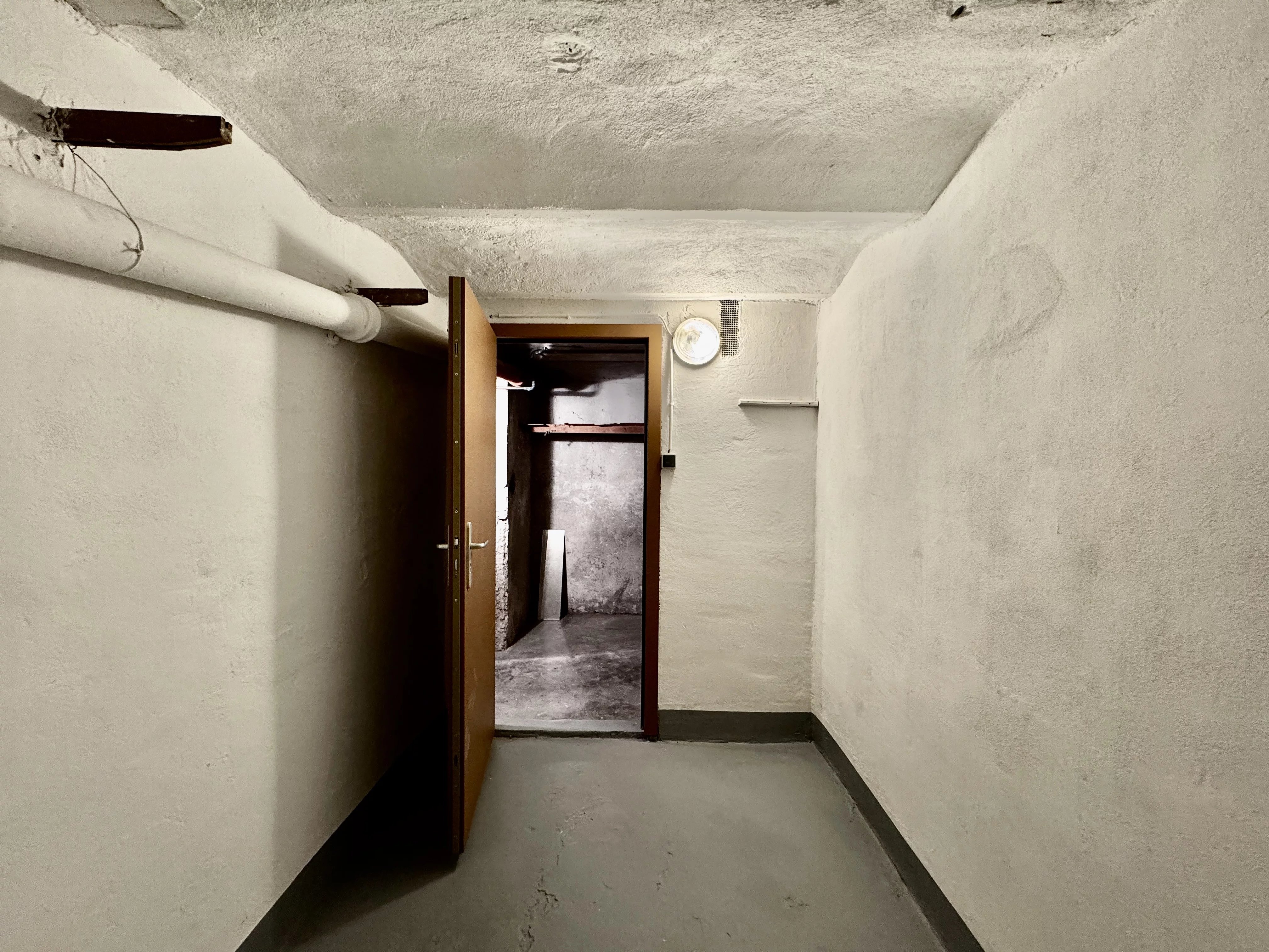 Cellar for rent - 5.9m2 - La Condamine