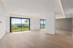 Luxury Villa-Style Garden Apartment for Sale in Cap d’Ail — photo 2 of 7