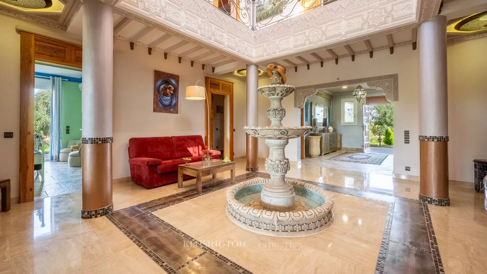 6 Bedroom Villa/Townhouse's Image 3