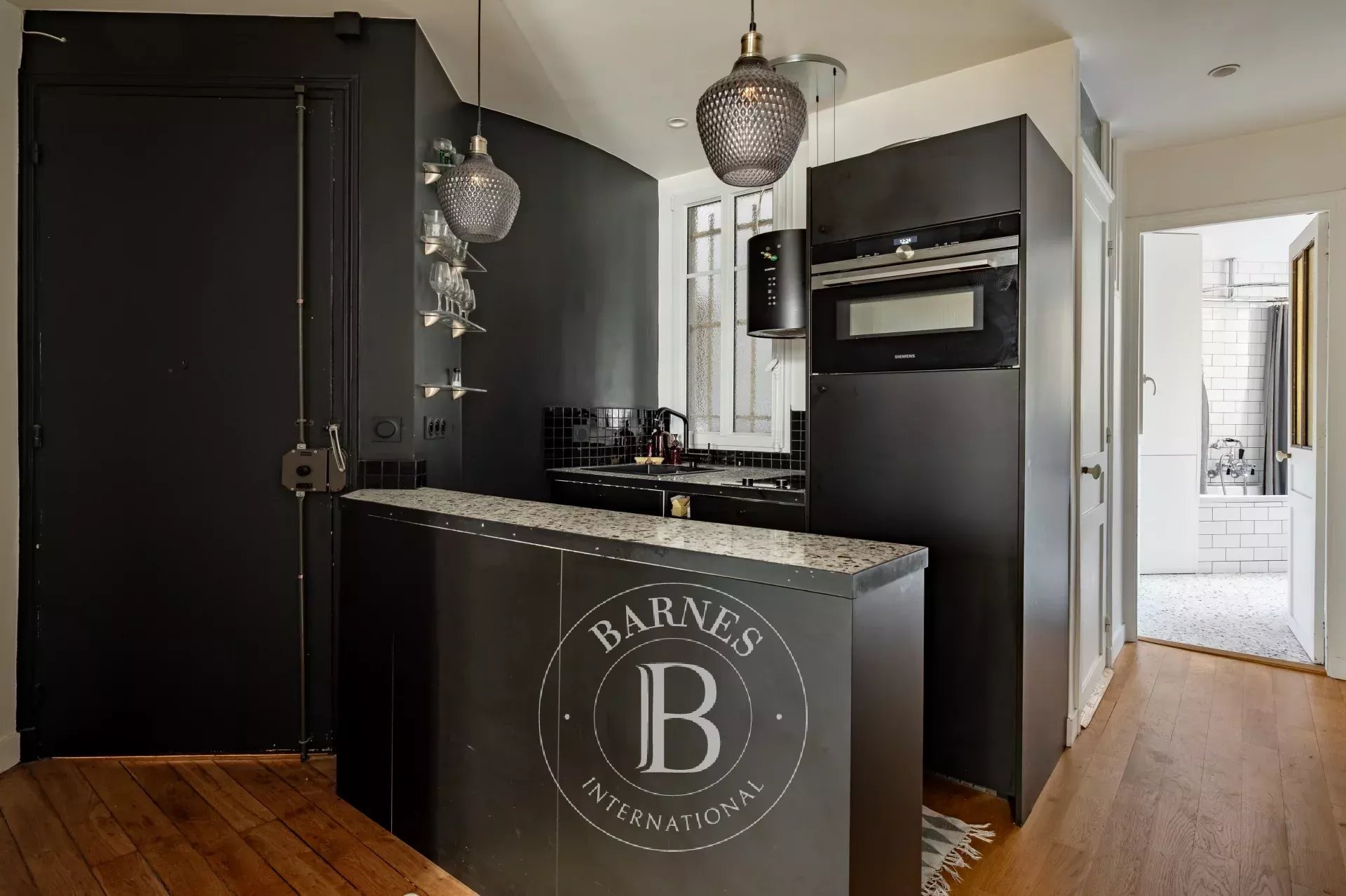 Daire Paris 18ème - picture 10