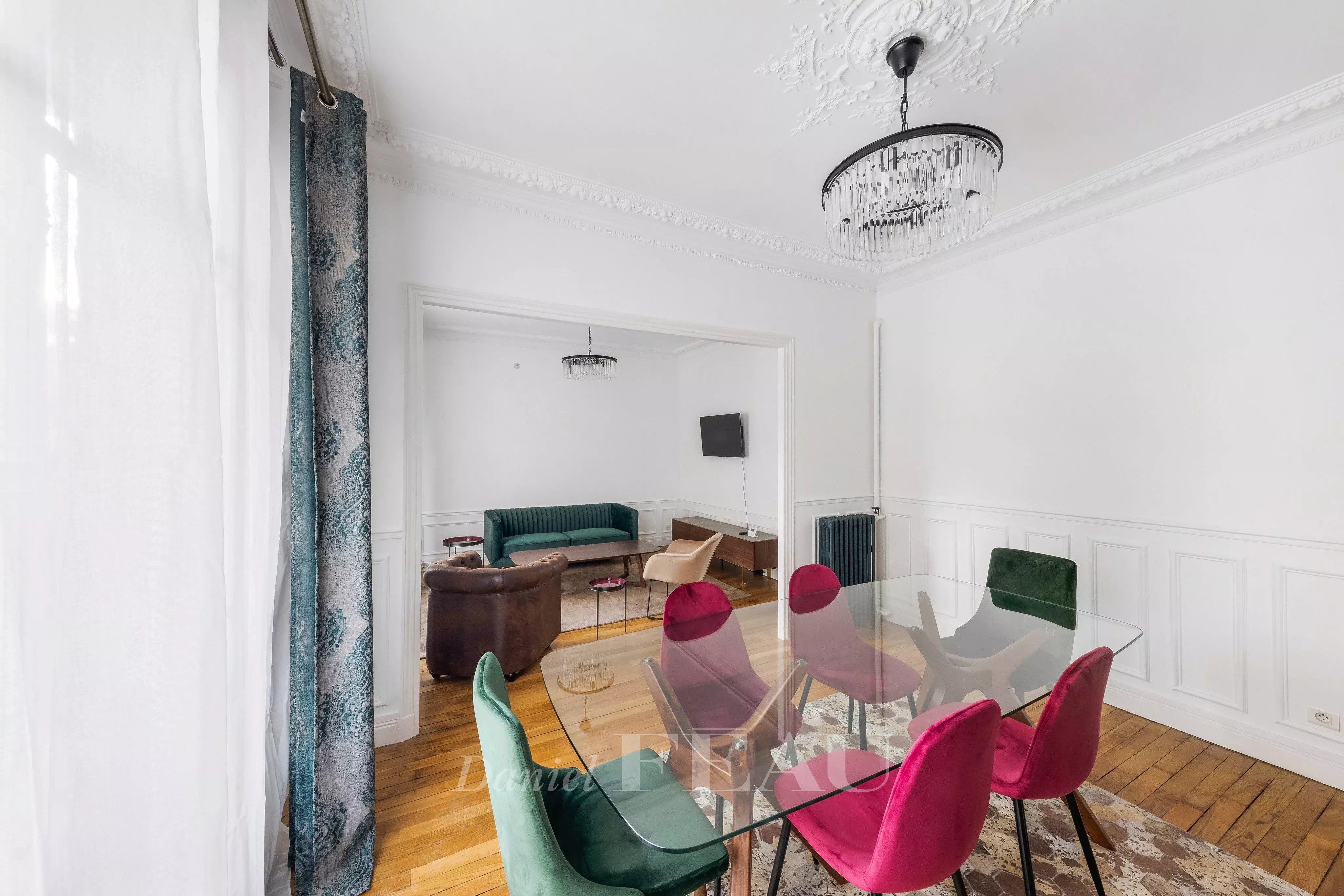 Dining room Wooden floor
