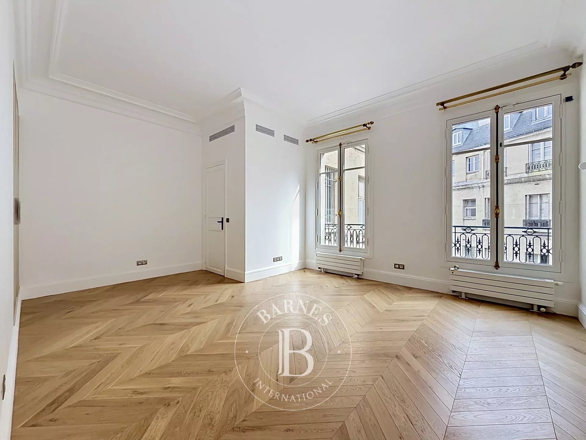 Paris  - Apartment 4 Bedrooms - picture 14