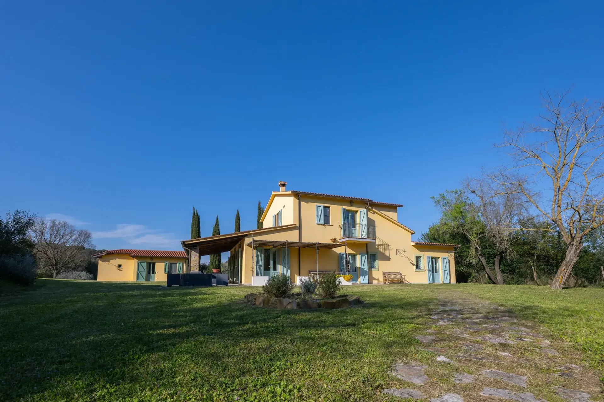 AGRITURISMO CON CENTRO BENESSERE IN VENDITA IN MAREMMA, TOSCANA
