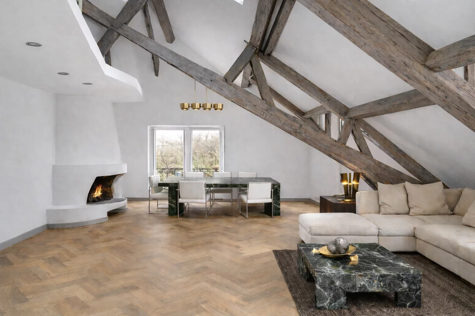 Paris 6e - ODÉON / CURRENCY