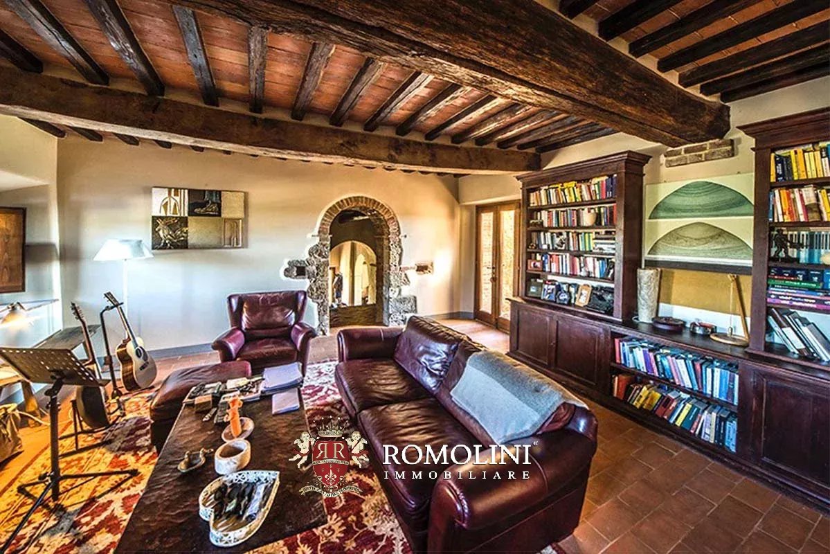 3 Bedroom Vineyard's Image 21