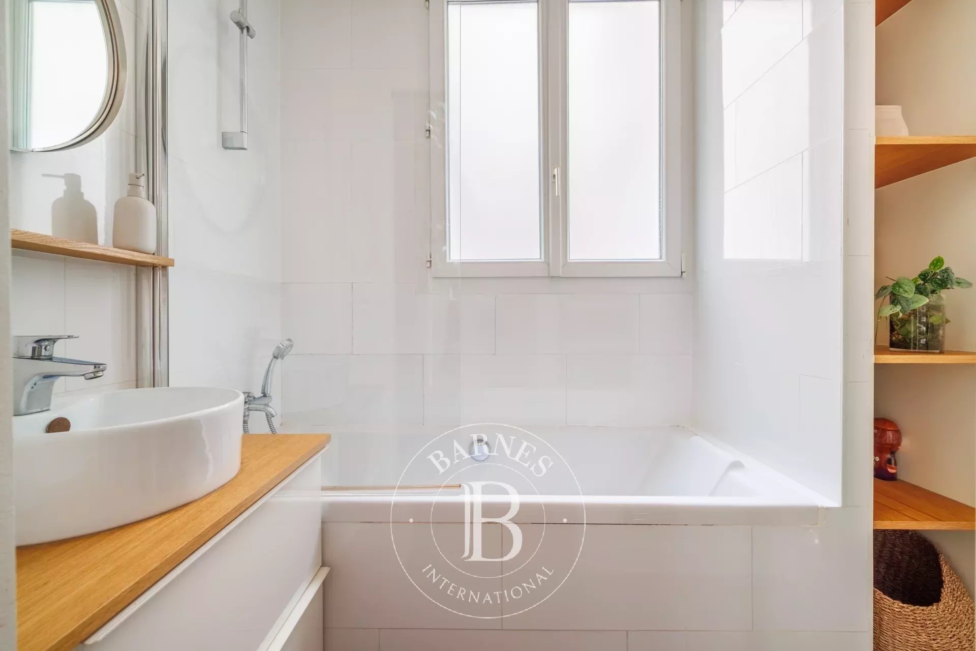 Daire Paris 10ème - picture 8