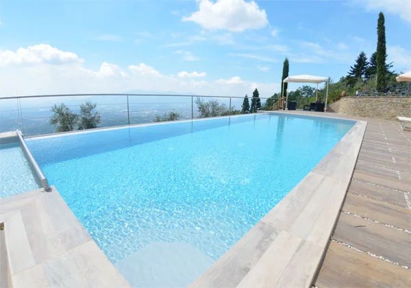 ITALIE, TOSCANE, PETROGNANO (LUCQUES), MAS AVEC PISCINE, 8 PERSONNES