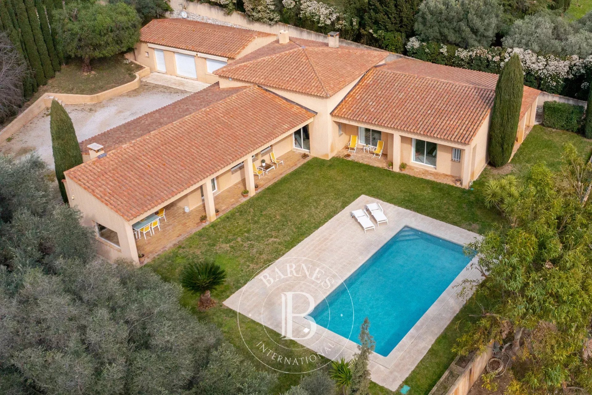 Cassis  - Villa 7 Pi&egrave;ces 3 Chambres - picture 16