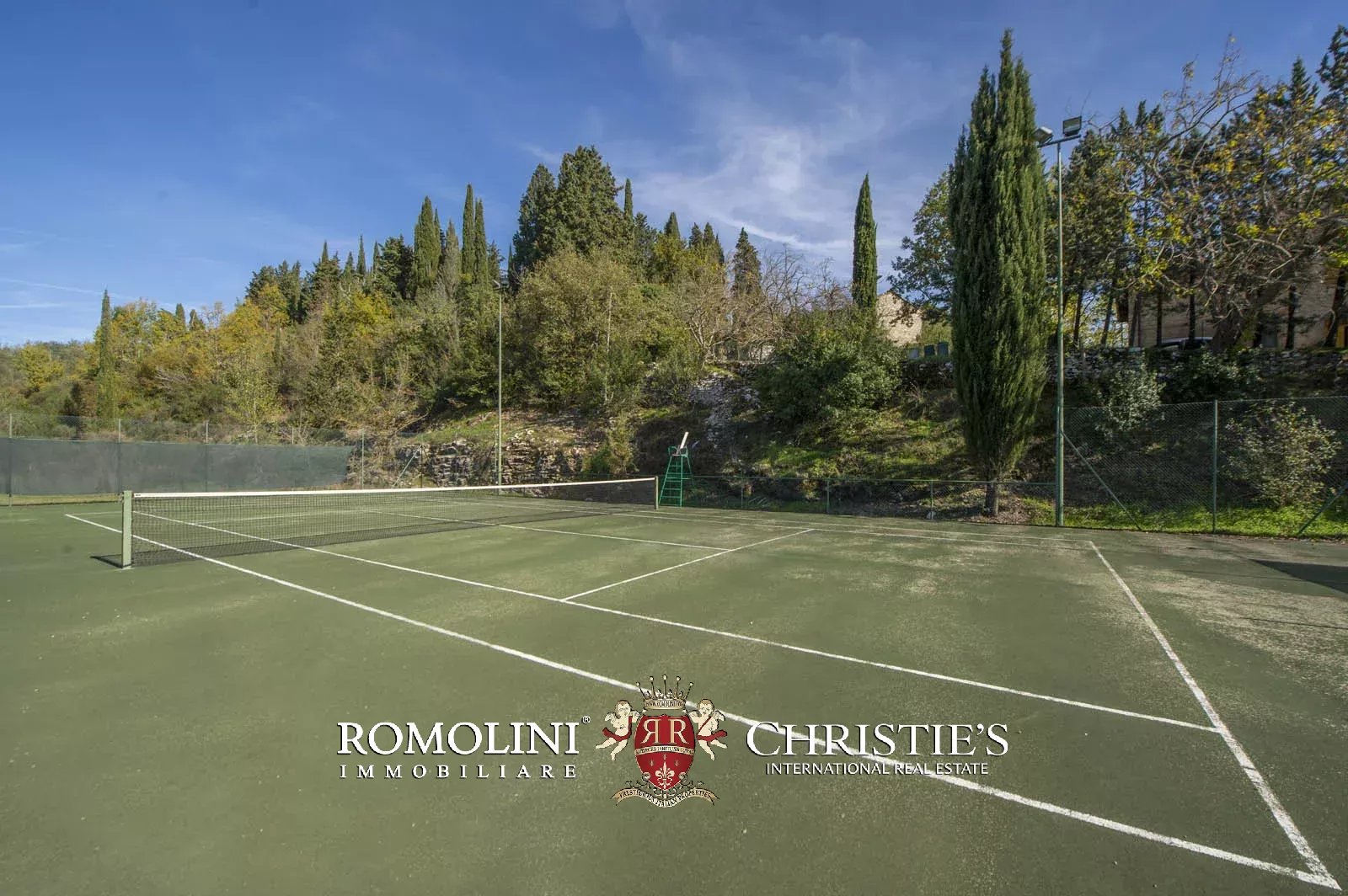 LUXURY HISTORICAL VILLA FOR SALE IN RADDA IN CHIANTI, TUSCANY