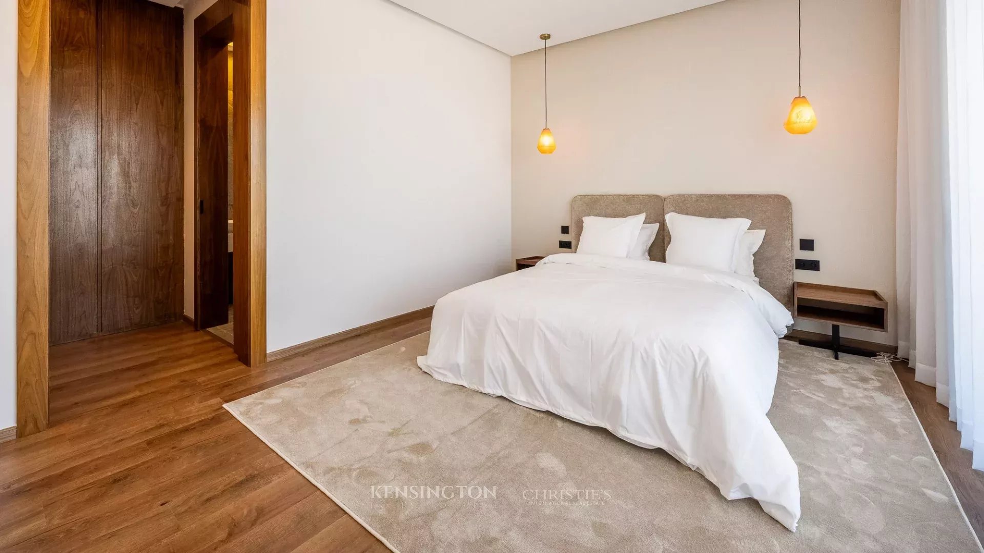 4 Bedroom Villa/Townhouse's Image 32