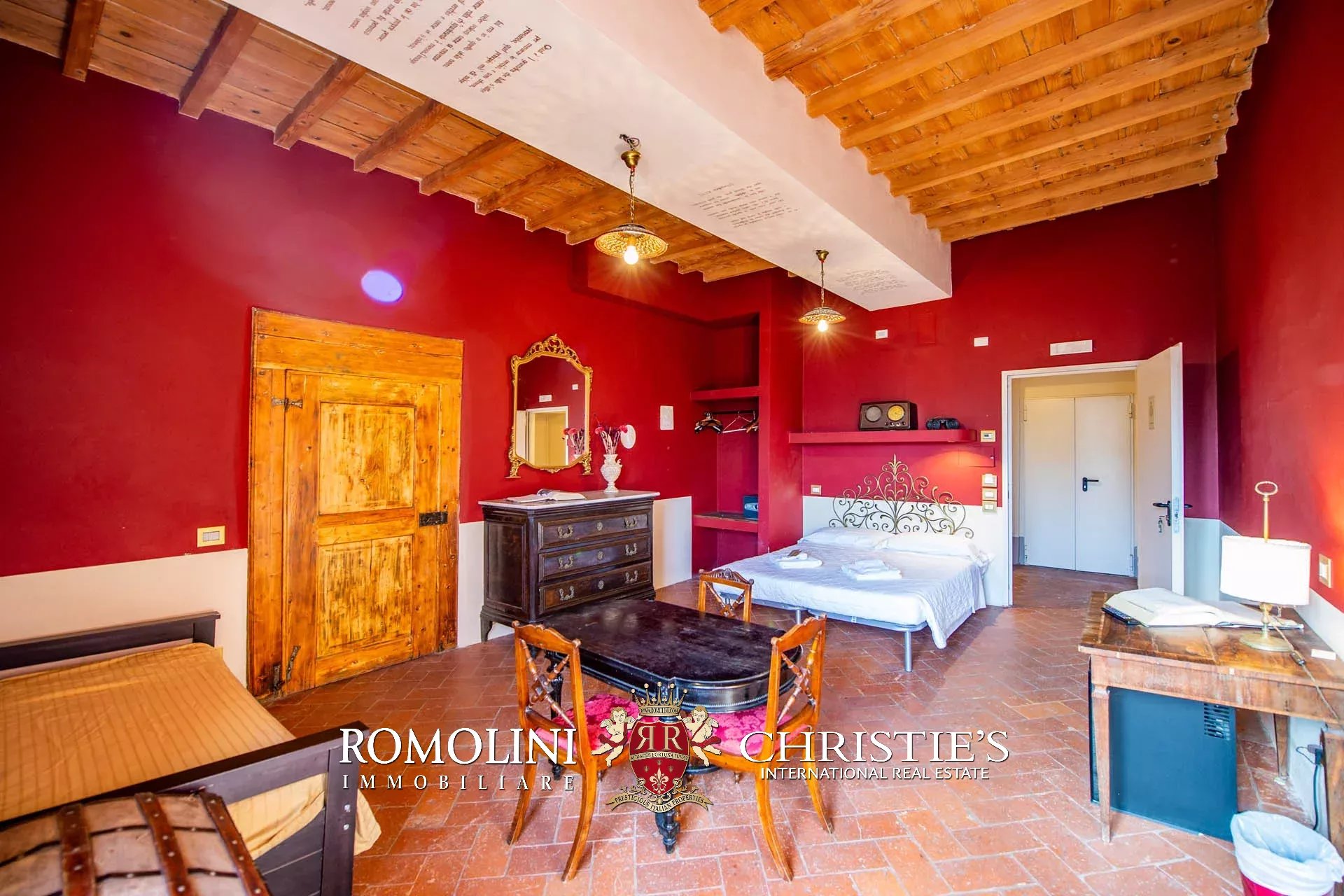 22 Bedroom Villa/Townhouse's Image 27
