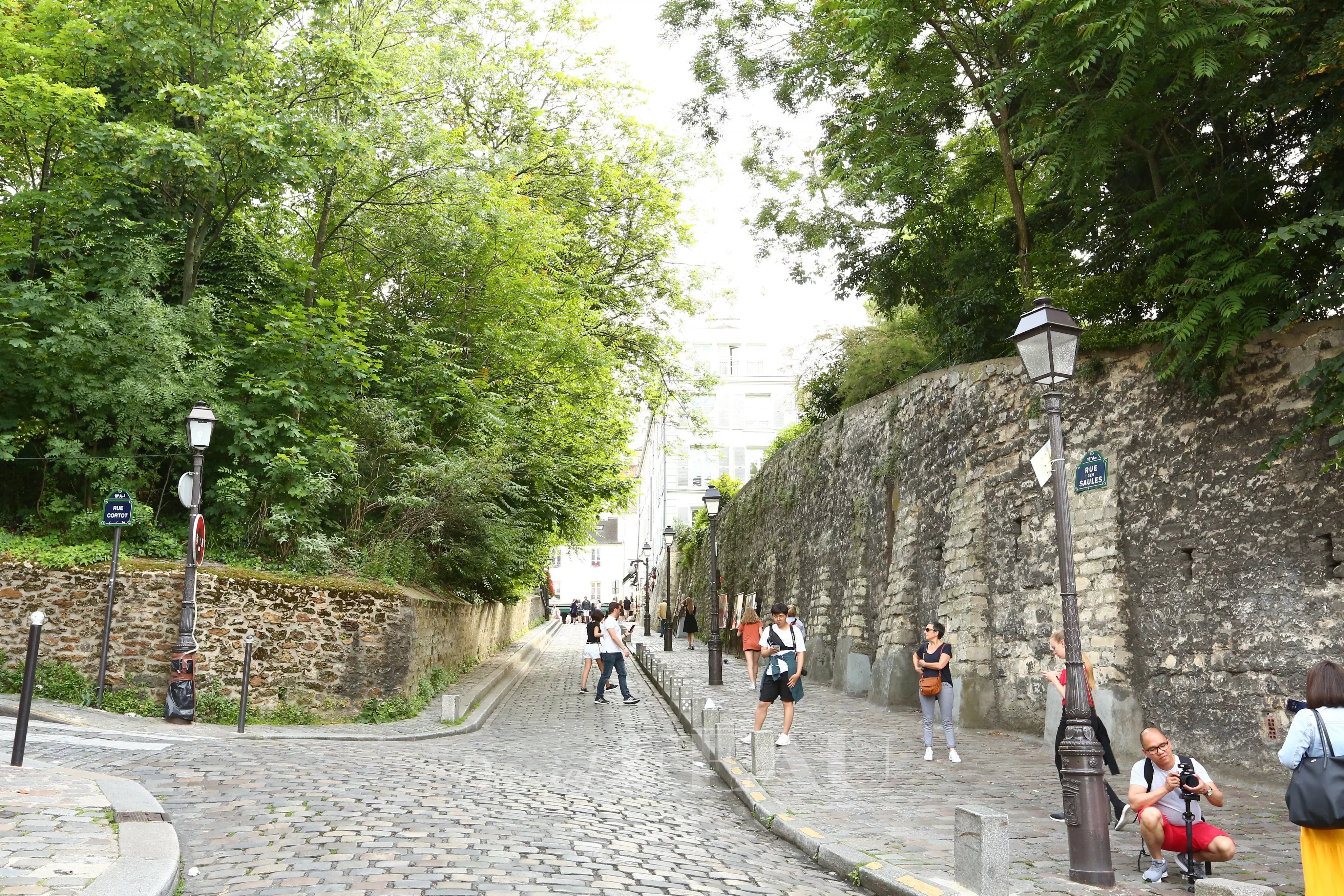 Rental Apartment Paris 18th