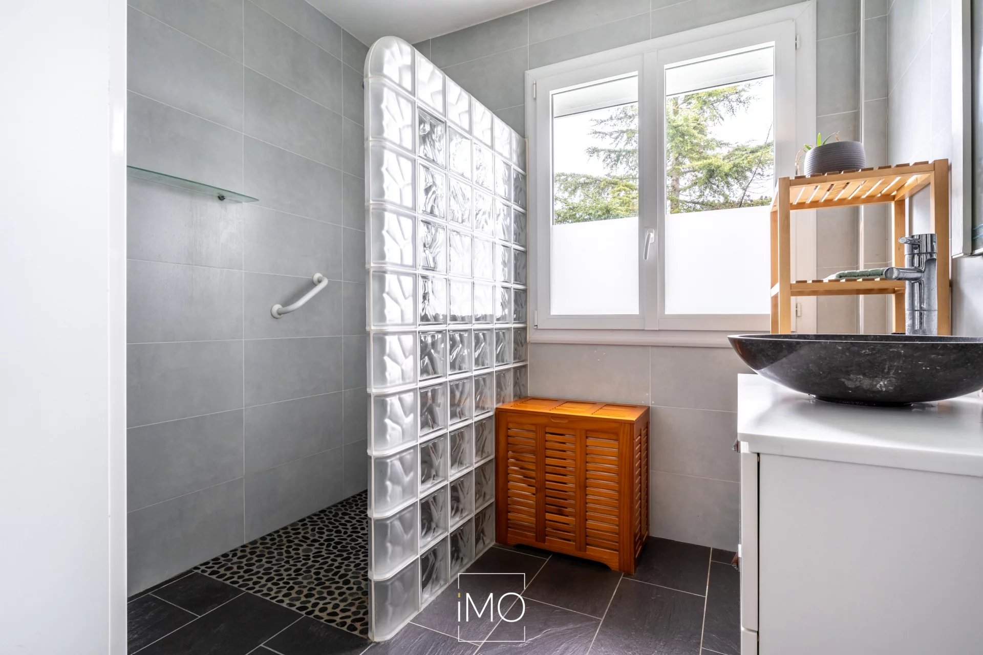 Maison de 180 m² à Morance avec piscine