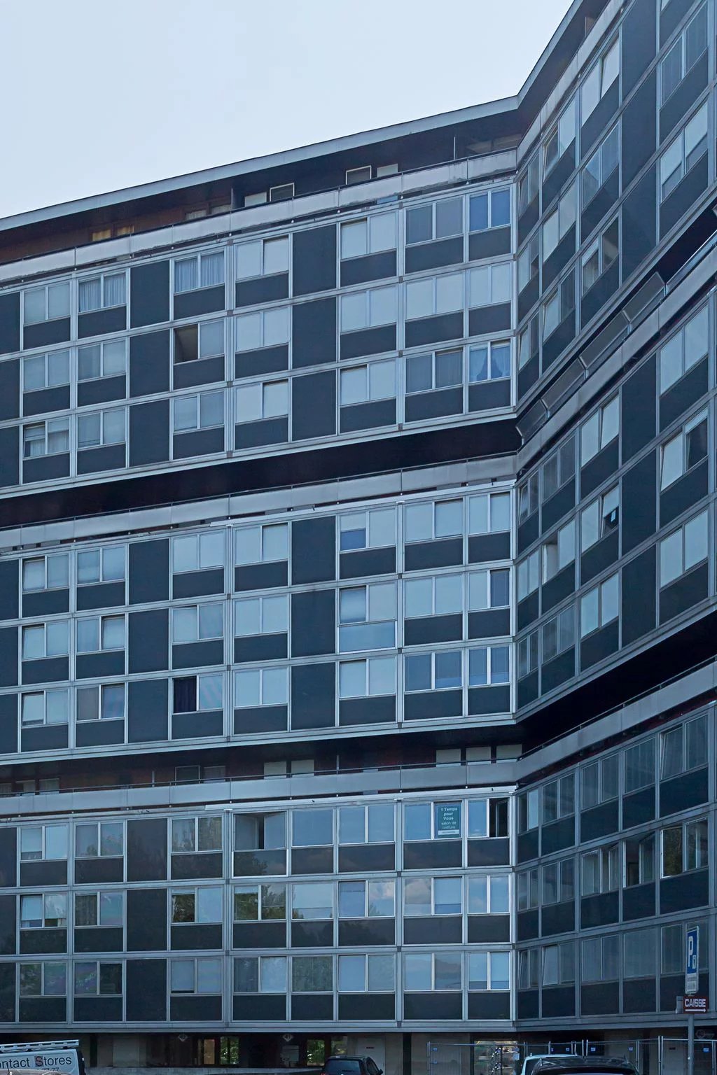 A louer dépôt d'env. 10 m2 en sous-sol avec porte pleine