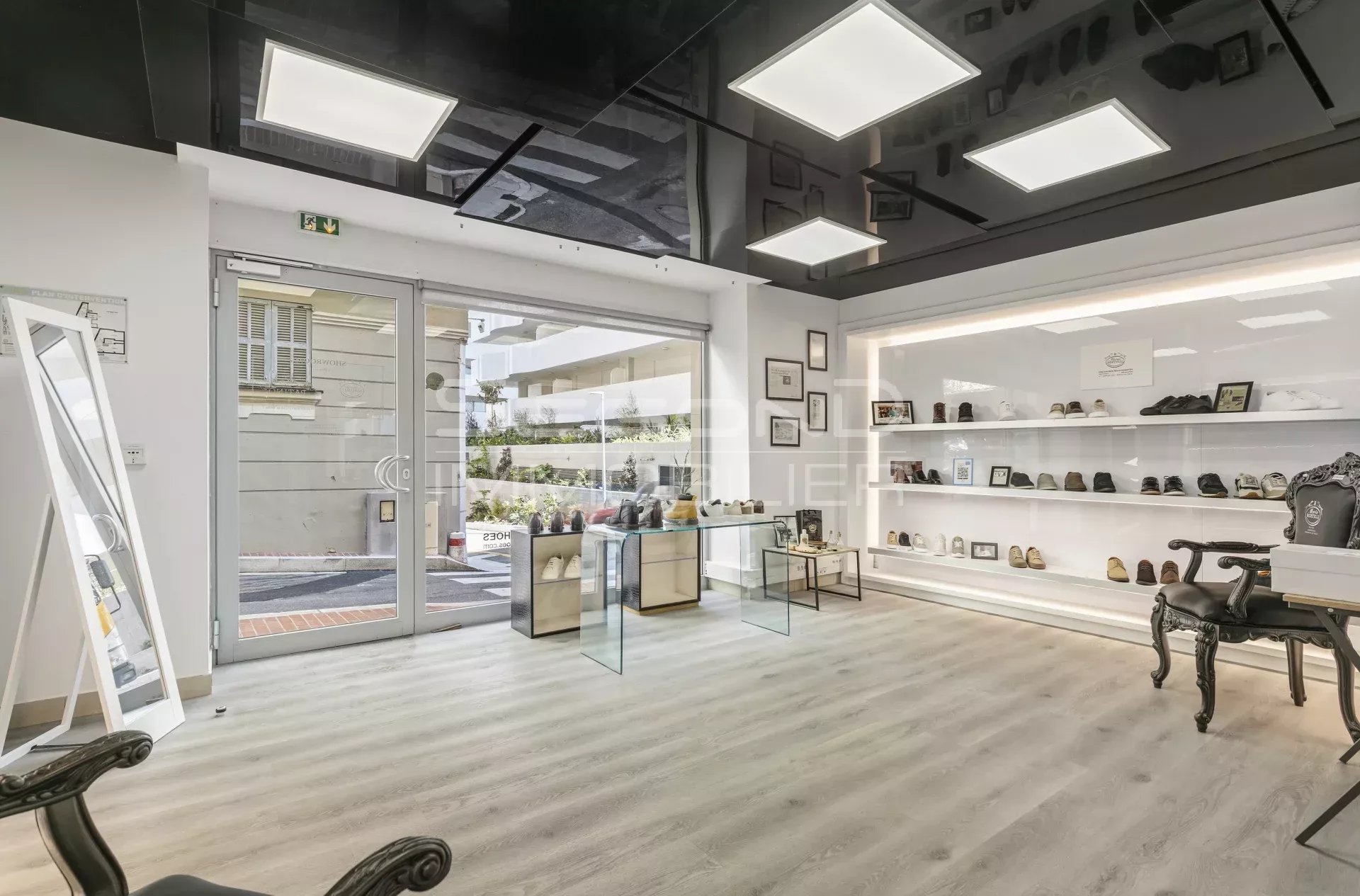 Location uffici Monaco Condamine - Locale di 300 m2 con vetrine