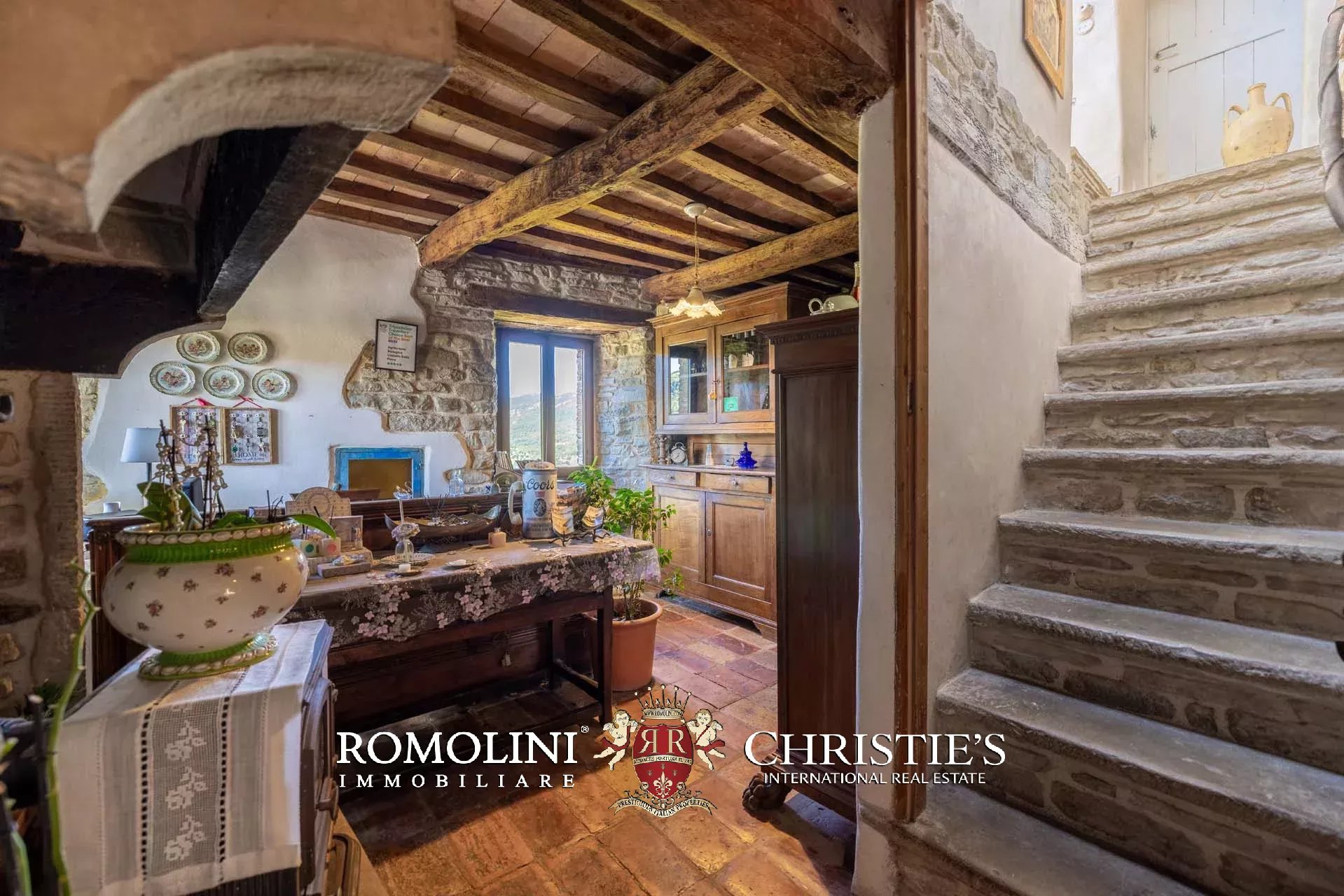 10 Bedroom Chateau's Image 75