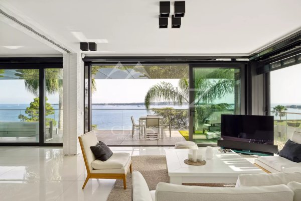 Luxury apartment with sea view and exceptional wellness facilities — photo 2