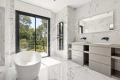 Spacious modern villa completely renovated — photo 7 of 7
