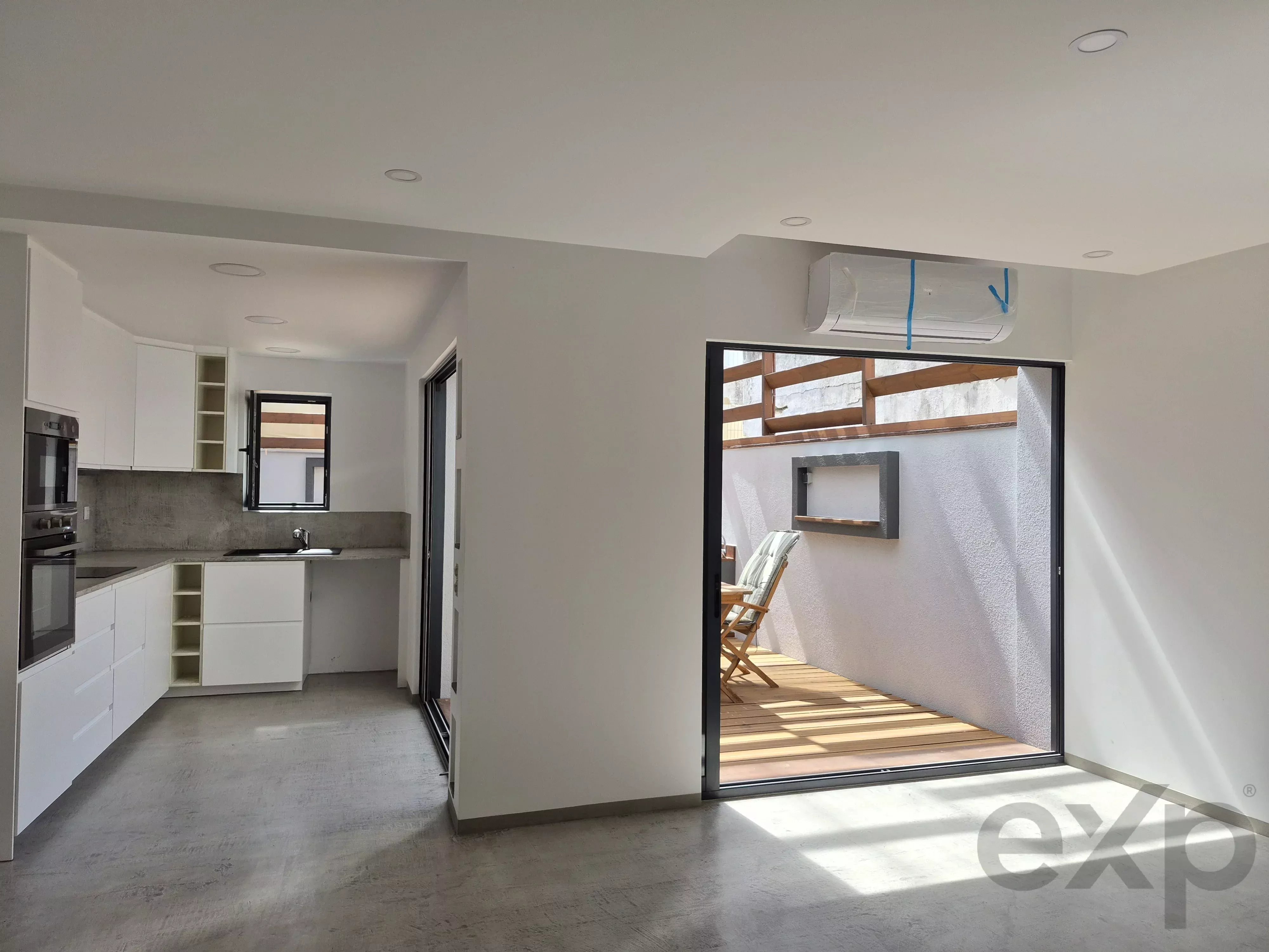 New house, 2 bedrooms, large patio, Alvor center 87107231 image 12